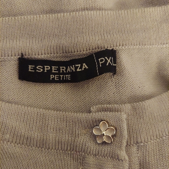 Esperanza Cropped Cardigan Lettuce Trim size XL - Picture 6 of 7